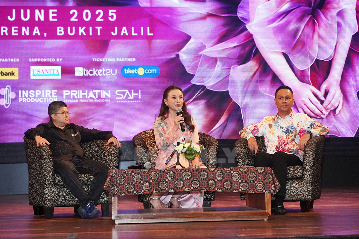Rossa Bawa Ariel Noah, Ernie Zakri & MK K-Clique di Pentas Konsert 