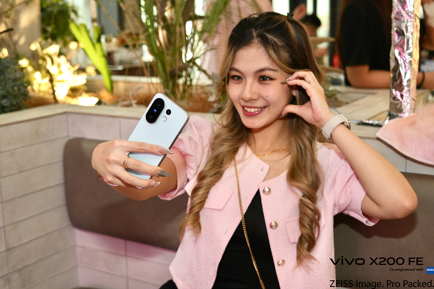 Ulasan: vivo X200 FE Revolusi Teknologi Dalam Genggaman