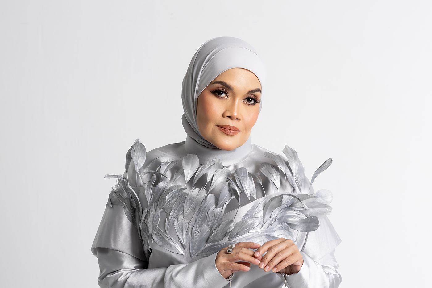 Hadiah Buat Peminat: Dato’ Aishah Kembali Dengan “Taman Keabadian”