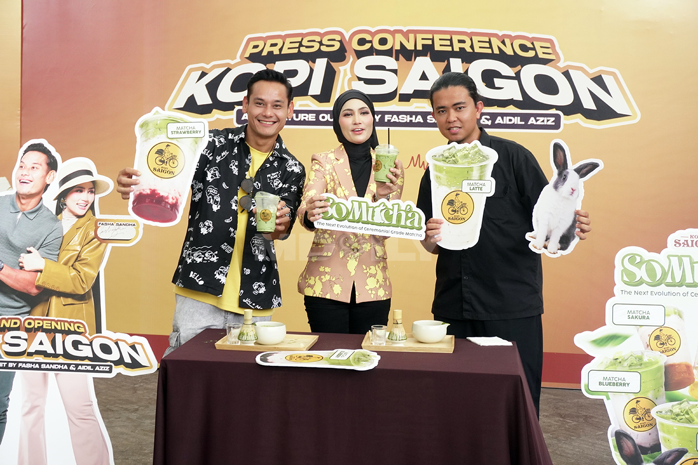 “So Mucha” Tarikan Terbaru Kopi Saigon, Fasha & Aidil Kini Usahawan Kafe