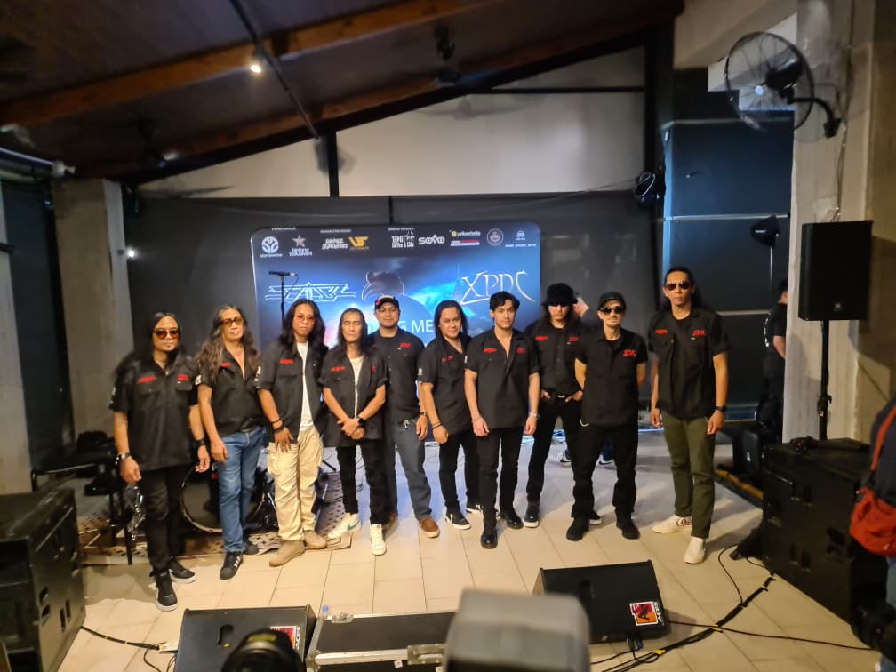 Dua Legenda Rock Malaysia Bergabung, Stadium Sarawak Gegar 13 Disember