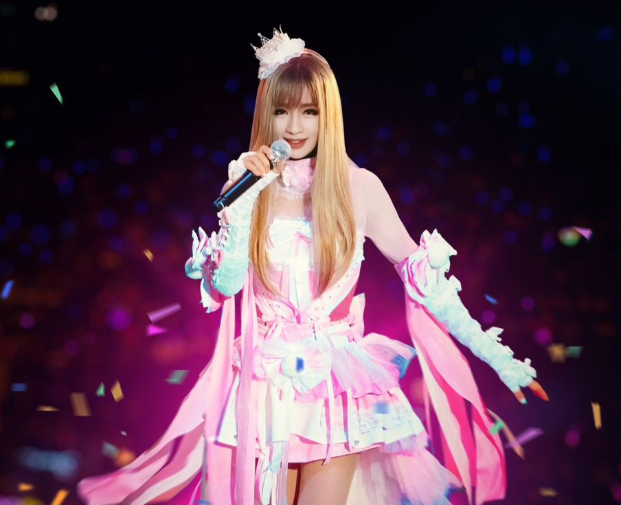 JessC Harumkan Nama Malaysia, Rangkul Anugerah ‘Best Asian Pop’ di Los Angeles