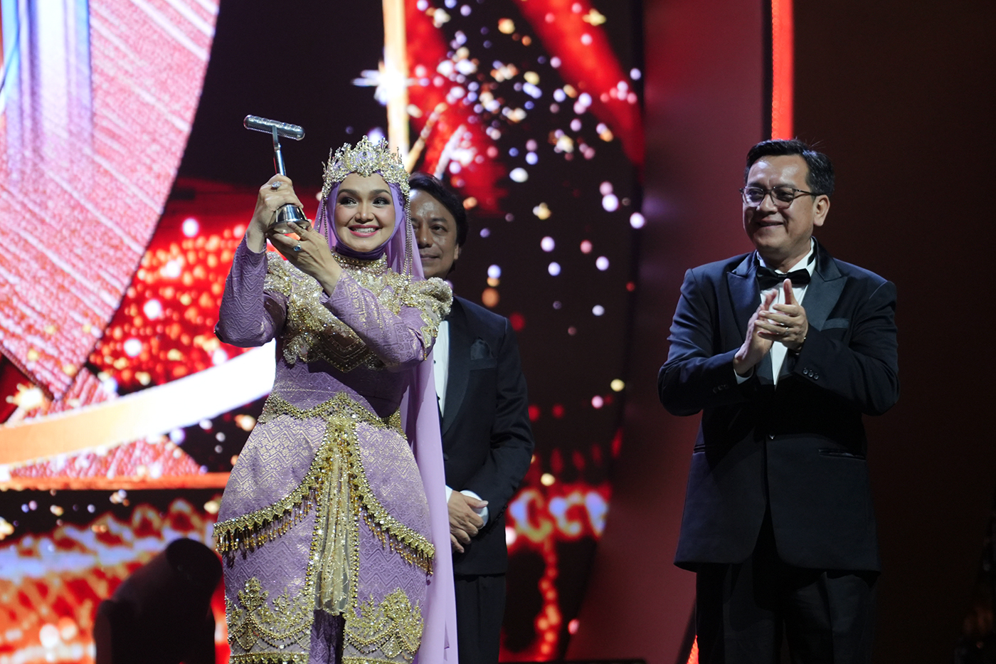 AIM24: Siti Nurhaliza Julang Anugerah Sri Wirama, Aina Abdul Dominasi Malam