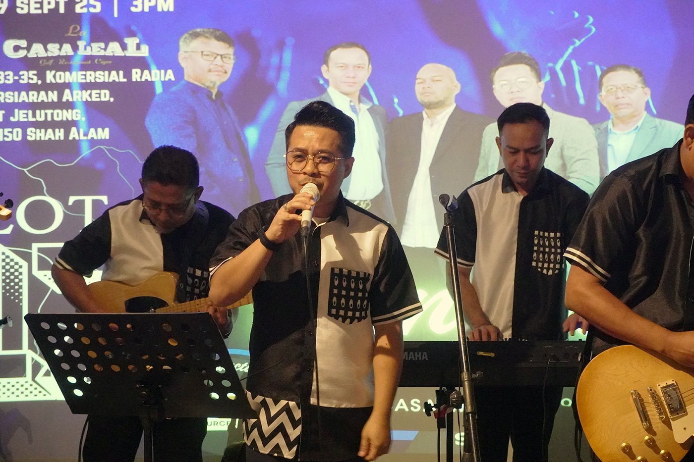 Lot 17 Lancar Mencari Sinar, Single Baharu Sarat Jiwa 90-An