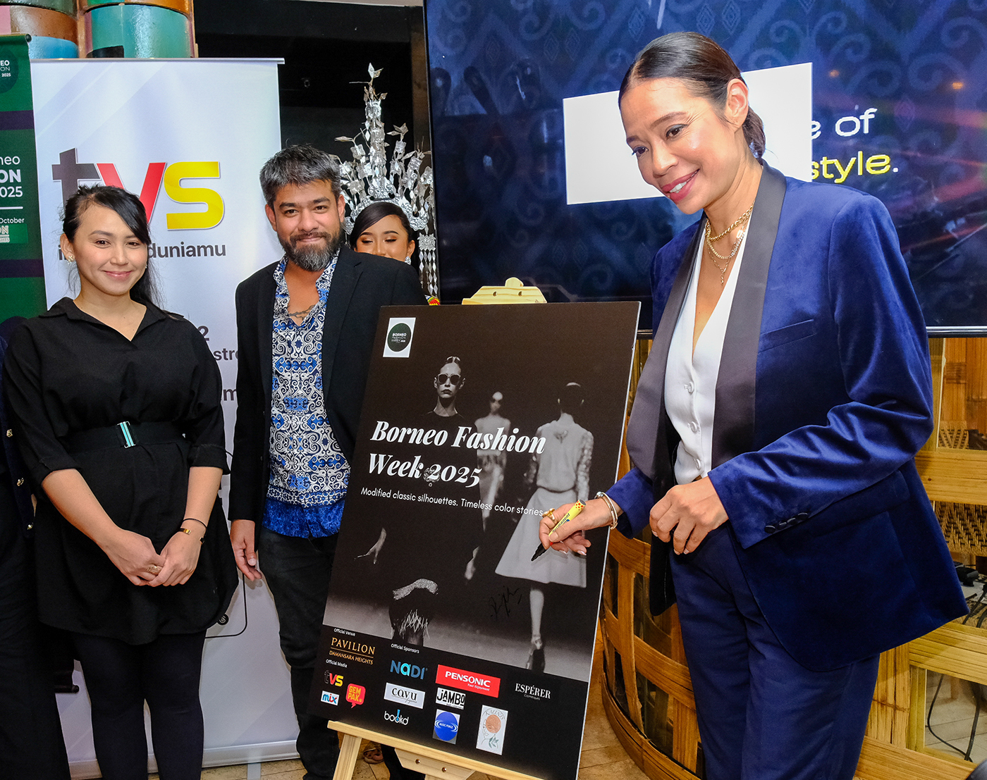 “Fashion With Purpose” Jadi Nadi Borneo Fashion Week 2025