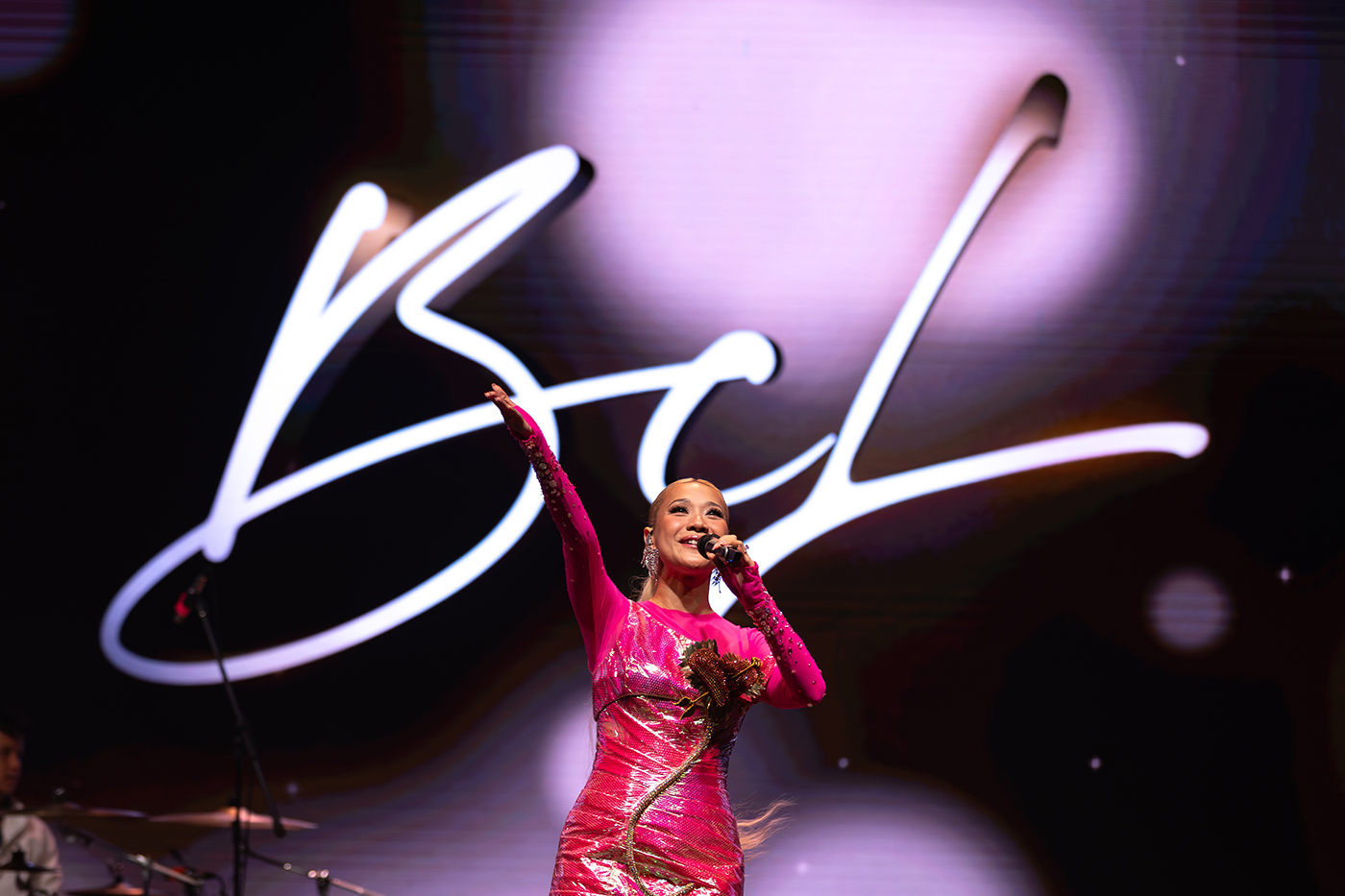 BCL Sarat Emosi & Kejutan dalam Konsert Eternal Love Timeless Romance