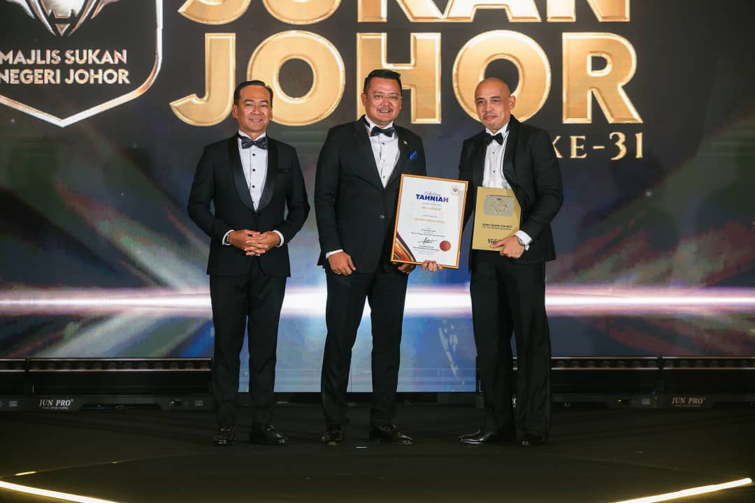 Joe Flizzow Buktikan Seni Medium Perubahan, Diiktiraf Ikon Belia Johor