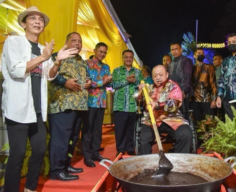 Dodol Warisan Cik Wan Kekal Jadi Pilihan Kerabat Diraja dan VVIP