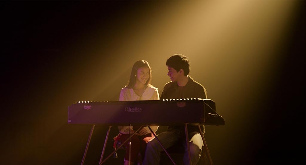 Rangga & Cinta: Nafas Baharu Kisah Ikonik Generasi 2000-an Rangga & Cinta: Nafas Baharu Kisah Ikonik Generasi 2000-an