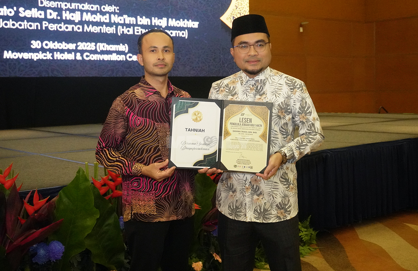 Qashwa Travel Terima Lesen PJH, Bukti Komitmen Sembilan Tahun Urus Umrah Cemerlang