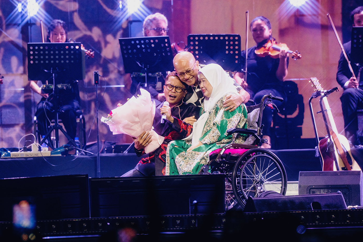 “Hilangnya Doa Seorang Ibu” – Hafiz Suip Kehilangan Ibu Tercinta “Hilangnya Doa Seorang Ibu” – Hafiz Suip Kehilangan Ibu Tercinta