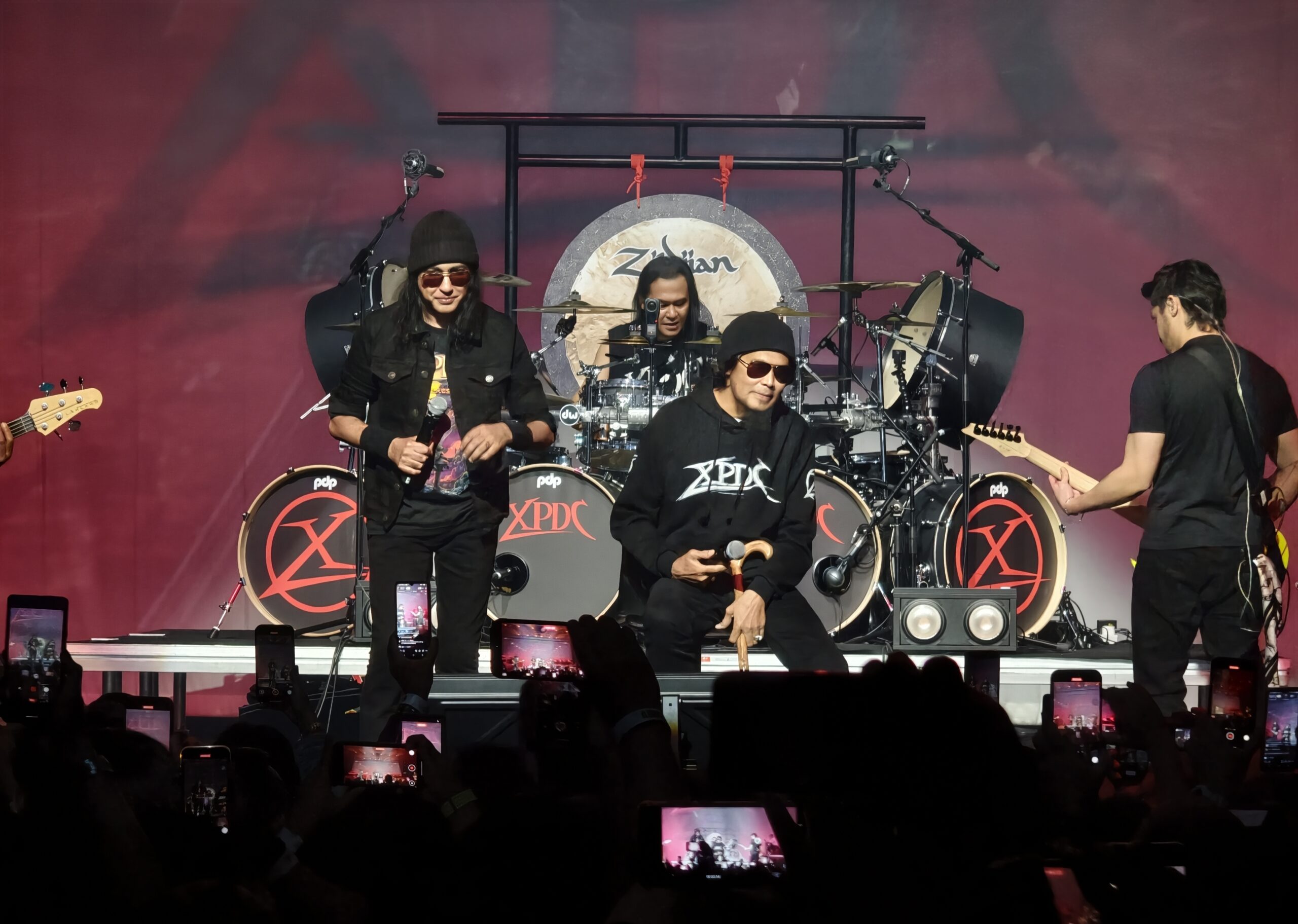 Konsert XPDC Metalkestra 2025 Penuh Kejutan, Dua Generasi Penyanyi Bersatu Konsert XPDC Metalkestra 2025 Penuh Kejutan, Dua Generasi Penyanyi Bersatu