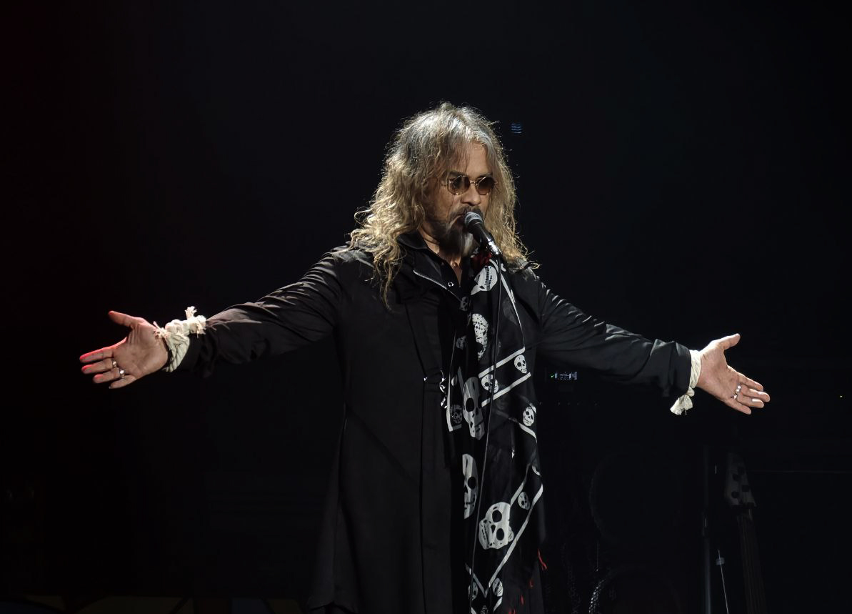 Wings 4 Dekad Terbang Tinggi: Bukti Legasi Rock Kekal Utuh