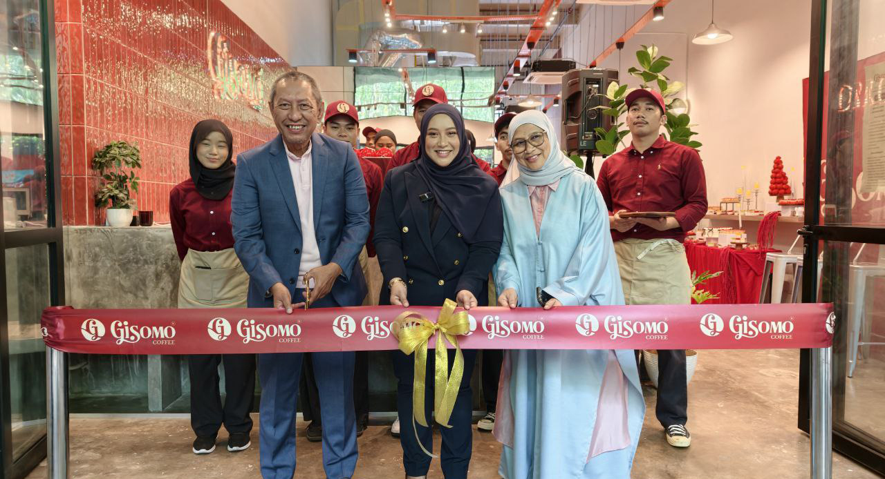 Anak Lan Laga Lancar ‘Gisomo’, Sajikan Kopi House Blend & ‘Lompat Tikam’