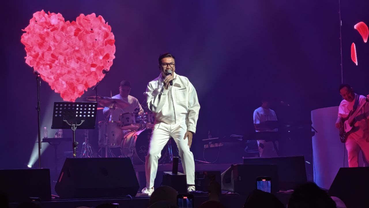 Sammy Simorangkir Buktikan Karya ‘Everlasting’ Tidak Ditelan Zaman Sammy Simorangkir Buktikan Karya ‘Everlasting’ Tidak Ditelan Zaman