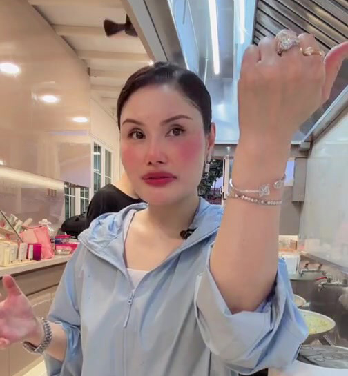 Bukan Mahu Menunjuk, Aleeya Avenys Kini Bergelar ‘Tauke’ Berlian Avenys & Co