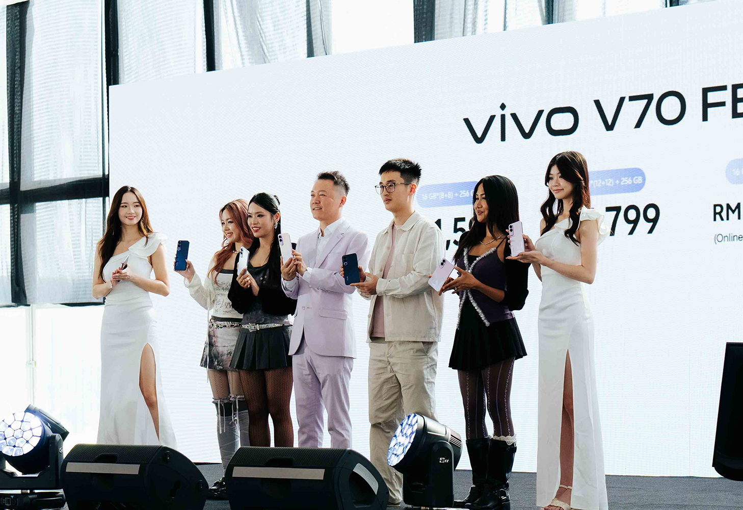 vivo V70 FE Tawarkan Ketajaman 200MP Ultra-Clear, Bateri Gergasi 7000mAh