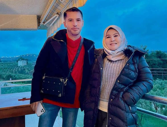 ‘Siapa Kata Tak Beraya? Cuma Tak ‘pos’ Sahaja’ – Bonda Rozita Ibrahim