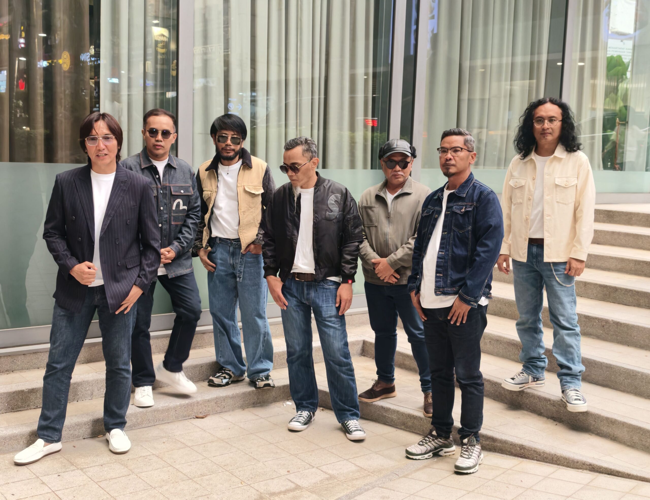 Mamat, Ezad Kembali Sepentas, Konsert Memento Mori Jadi ‘Anugerah’ Buat Peminat Exists