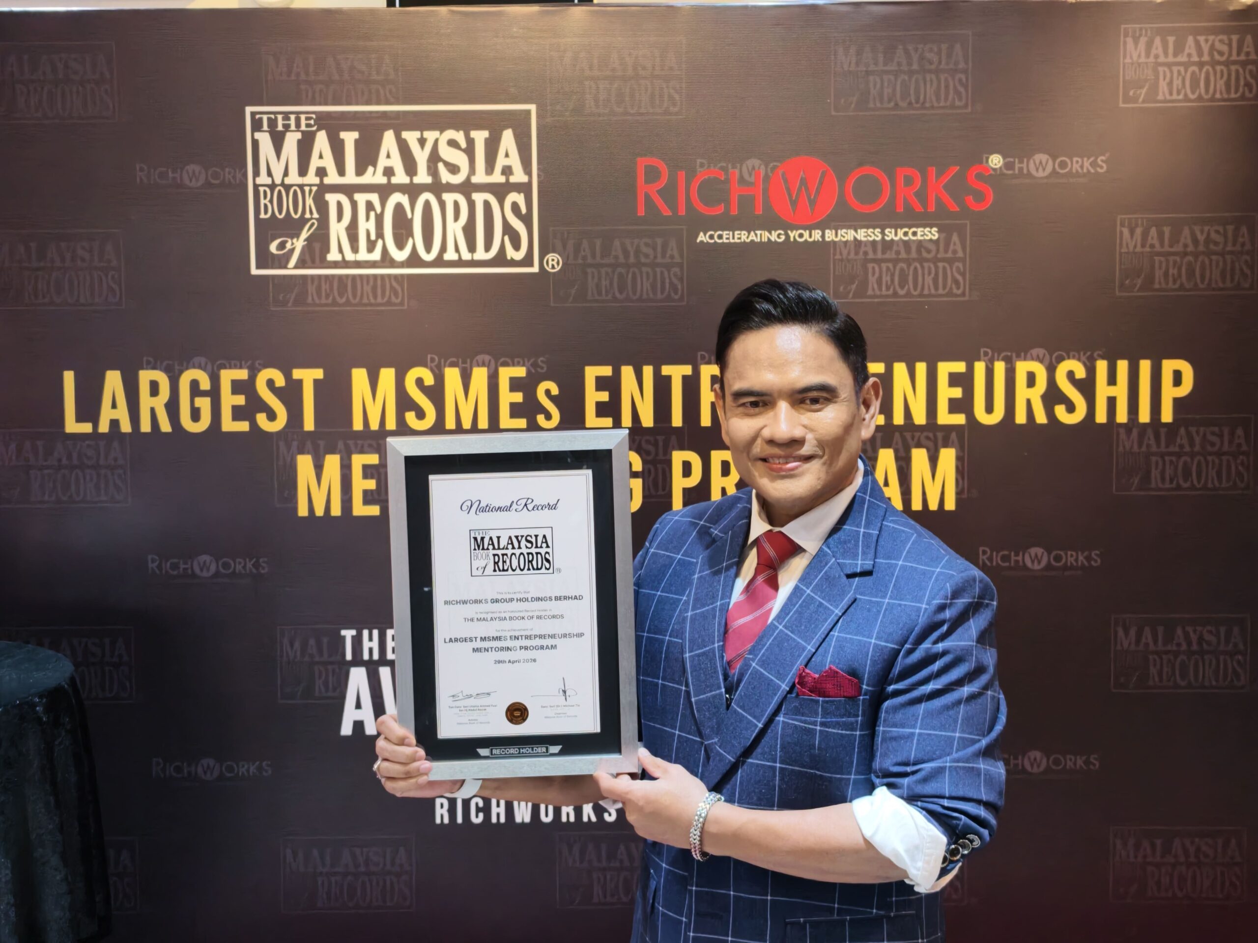 RichWorks Terima Pengiktirafan MBR, Bimbing 4,302 Usahawan Jana Jualan RM15.1 Bilion