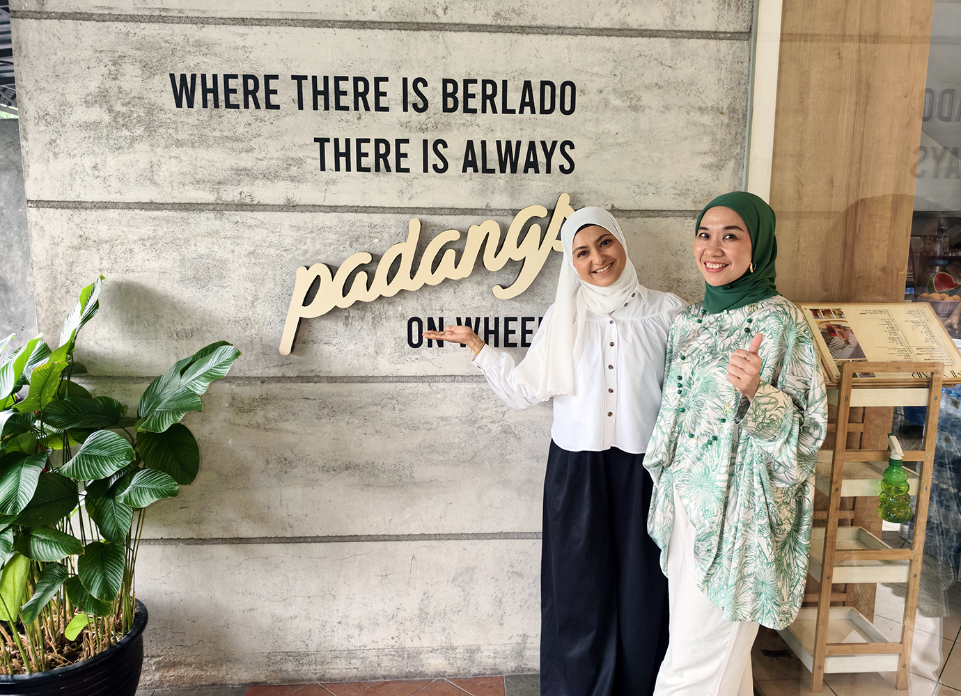 Padangs on Wheels: Evolusi ‘Food Truck’ ke Restoran Estetik, Kekal Resipi Tiga Generasi