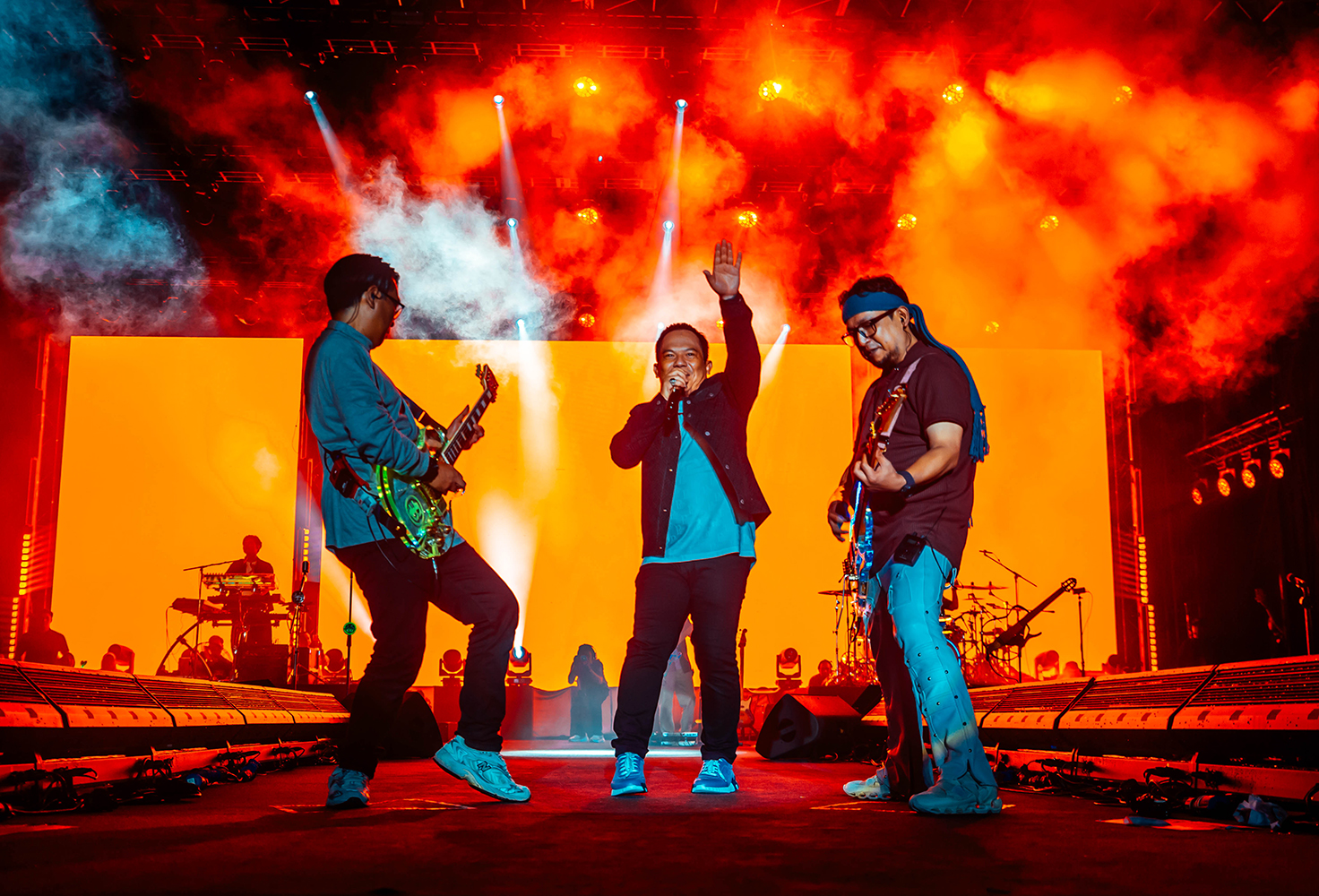 Hujan Bukan Penghalang, 12,000 Penonton ‘Cari Jodoh’ Bersama Wali Band