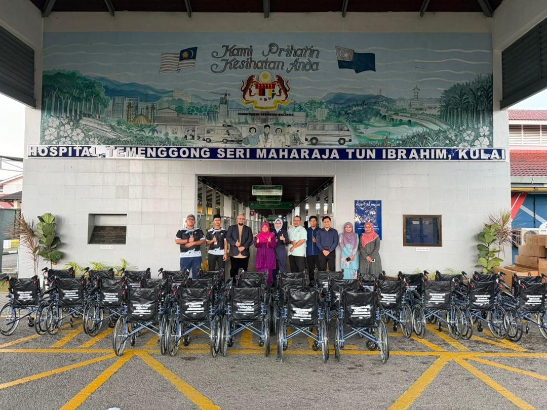 Yayasan Ar Riduwan Salur Sumbangan RM90,000, Bantu Naik Taraf Kelengkapan HTSMTI