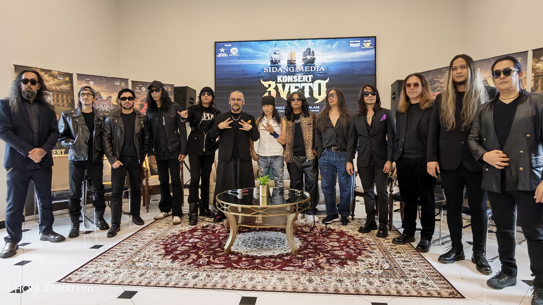Konsert 3 Veto: Gabungan Tiga ‘Raja Rock’ Sasar 5,000 Penonton