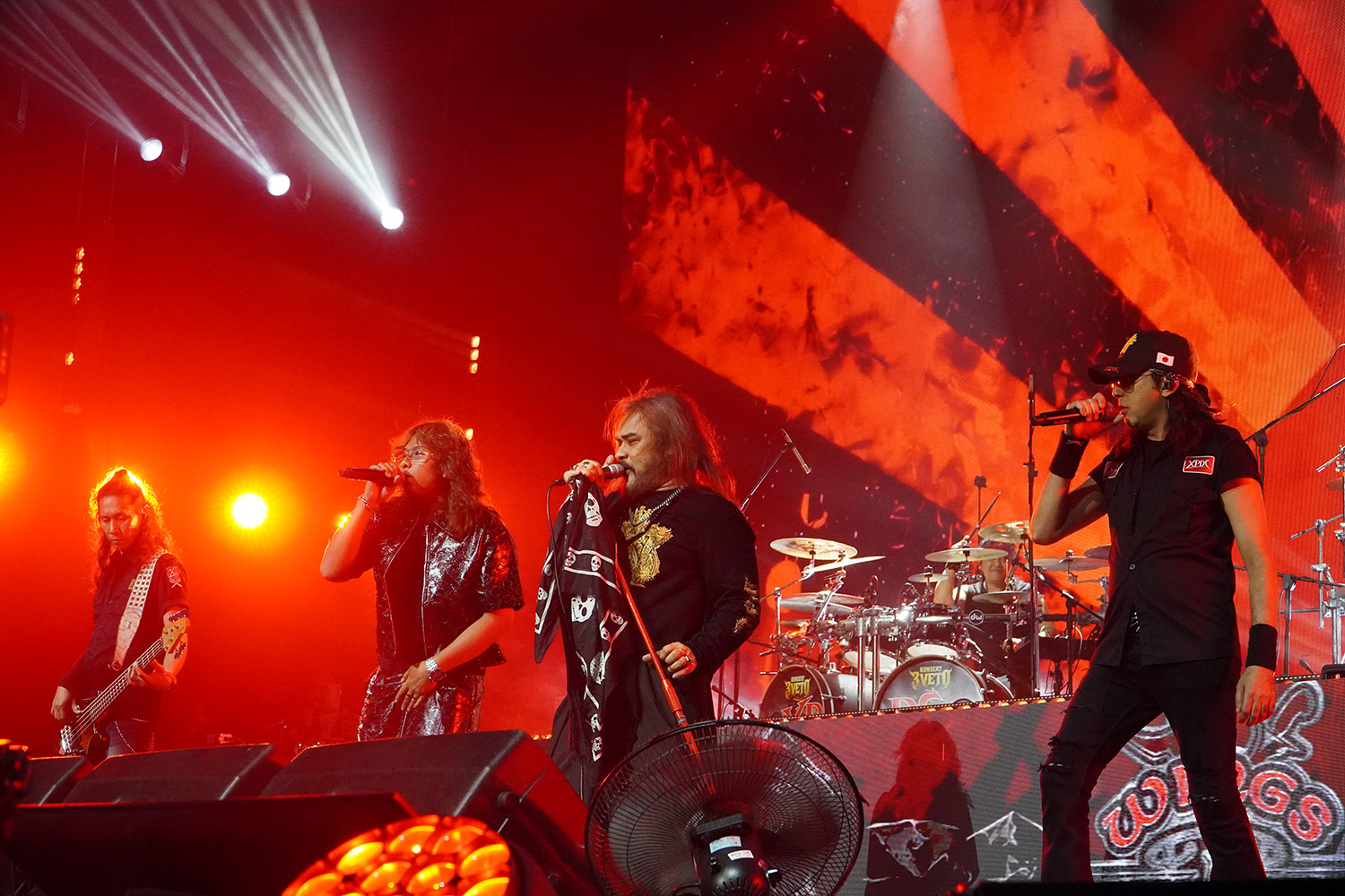 Penyatuan 3 Gergasi Rock: Konsert 3 Veto Cetus Nostalgia Buat 4,000 Peminat