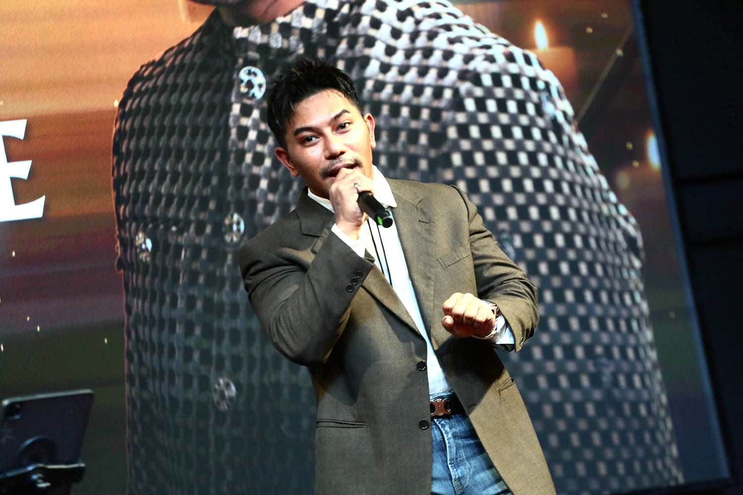 Fabio Asher Kembali Rawat Hati Galau Peminat 22 November Ini